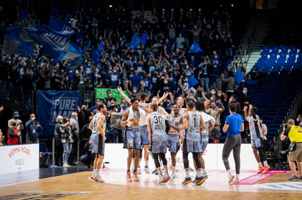 位球员的贡 位球员的贡