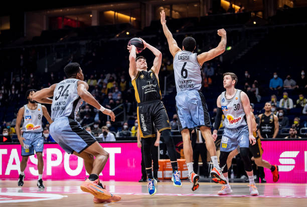 比赛中逆转 比赛中逆转