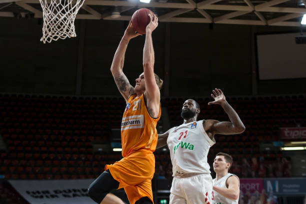 手递手与短 手递手与短